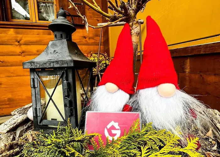 Aphrodite West Magnificent Eiger View Apartment